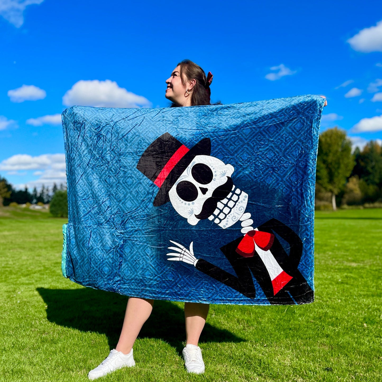 Catrin: 2 in 1 Blanket-Backpack | Cobichila