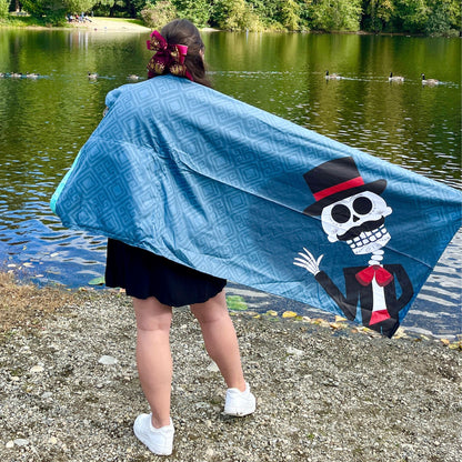 Catrin: 2-in-1 Beach Towel Backpack | Mexican Mochitoalla | Teporingo