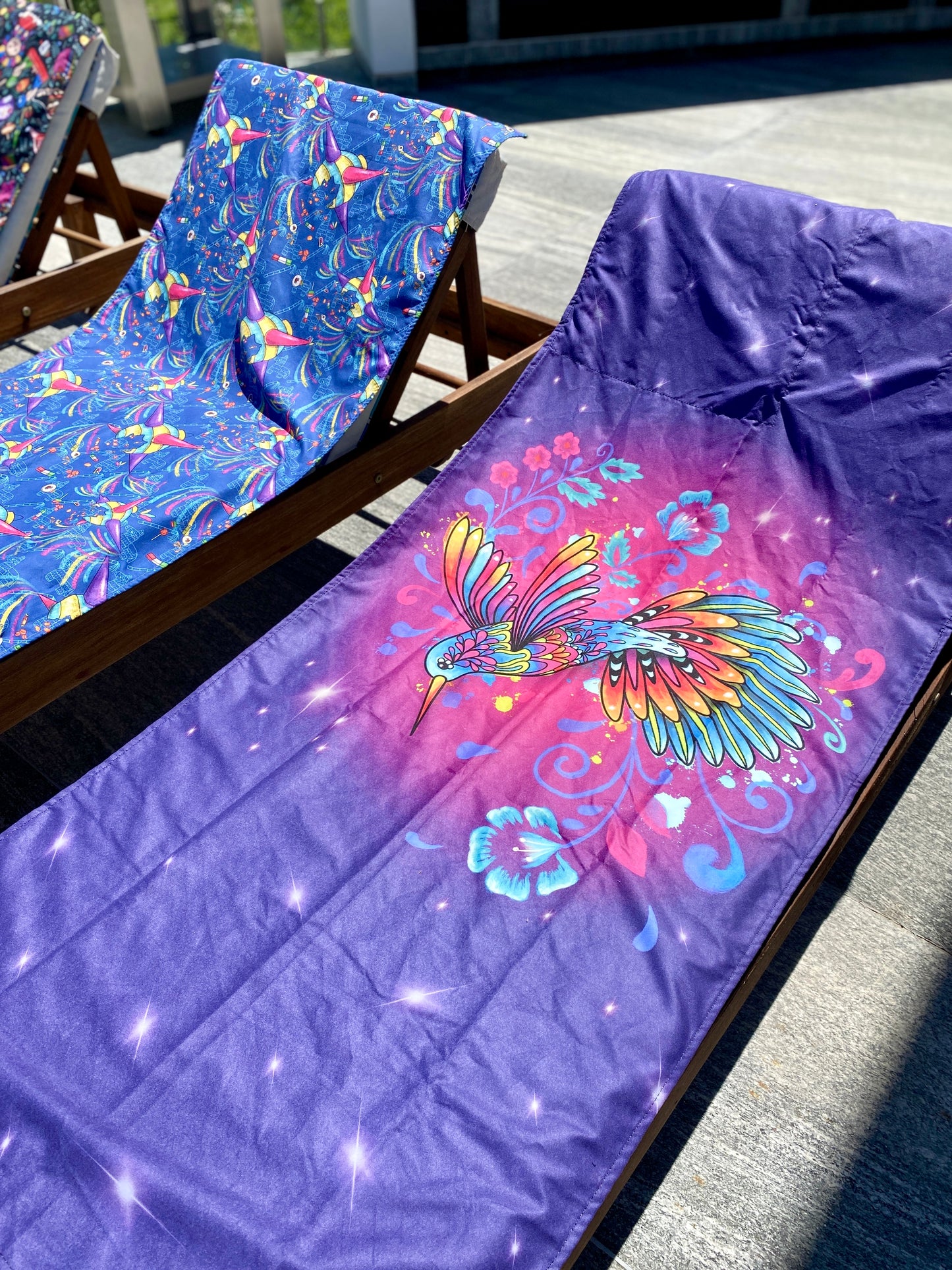 Hummingbird Beach Towel Backpack - 2-in-1 Sand-Free, Quick-Dry, & Versatile!