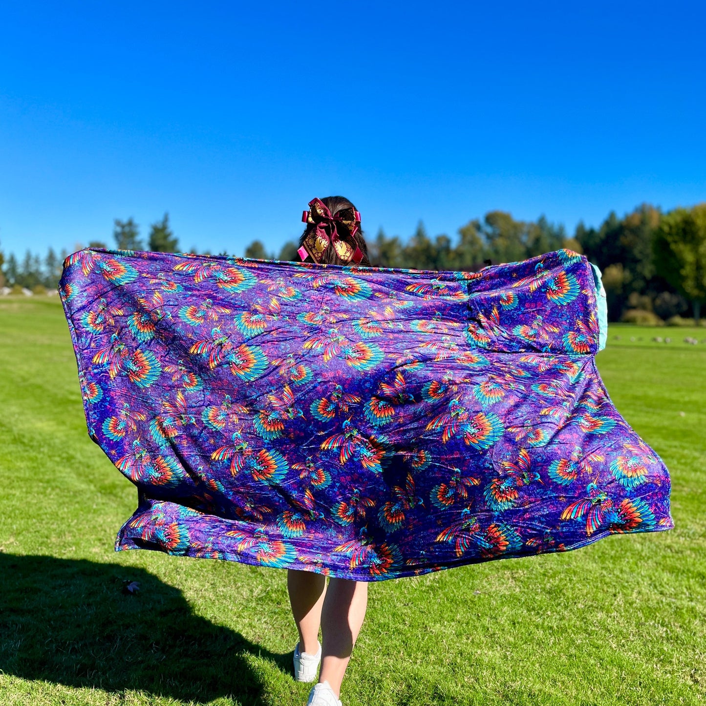 Hummingbird pattern 2 in 1: Blanket-Backpack