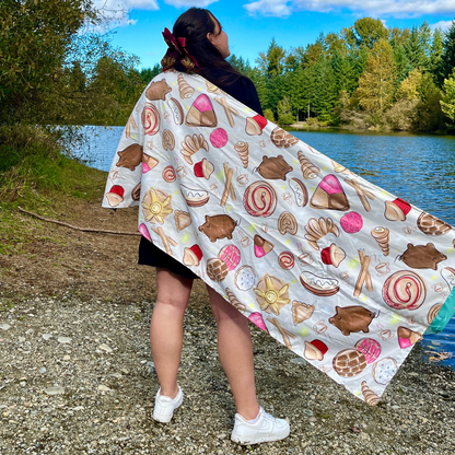 Pan Dulce: 2 in 1 Beach Towel Backpack Sand-Free, Quick-Dry | Mochitoalla